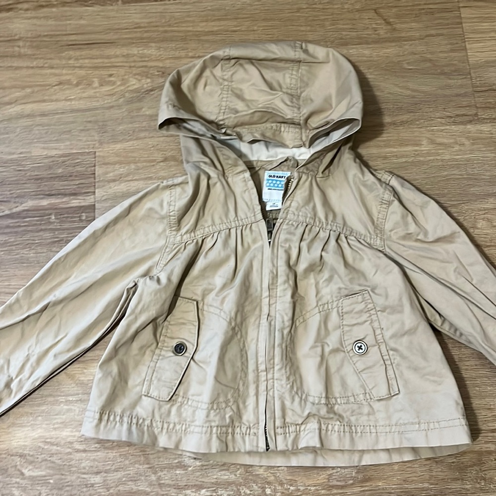 ⚫️Girls, Old Navy jacket. Size 4 T